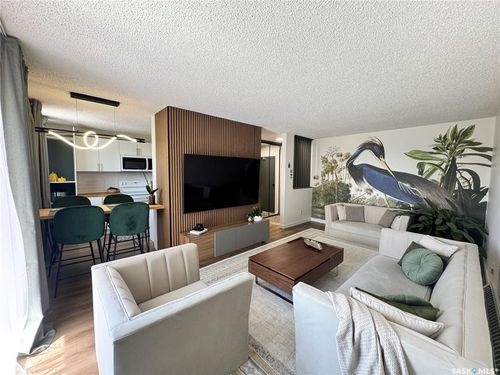 306-31 Rodenbush Dr, Regina, SK, S4R8C7 | Card Image
