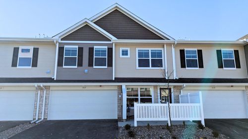 3017 Hemlock St, Little Canada, MN, 55117-5550 | Card Image