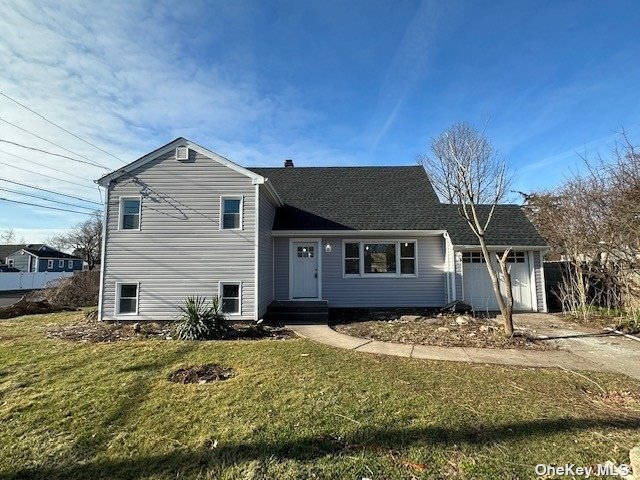 Peters Blvd, Bay Shore, NY 11706