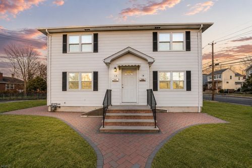 2-1 Gaston Ave, Raritan, NJ, 08869-1702 | Card Image