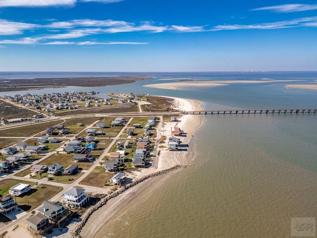 13111 Buccaneer Pkwy, House other with 3 bedrooms, 2 bathrooms and 1 parking in Freeport TX | Image 54