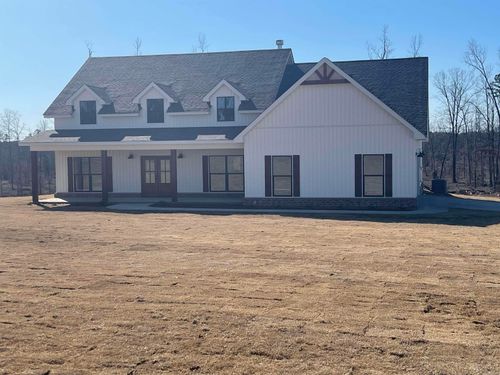 10557 W Miller Sardis Rd, Bauxite, AR, 72011-8013 | Card Image