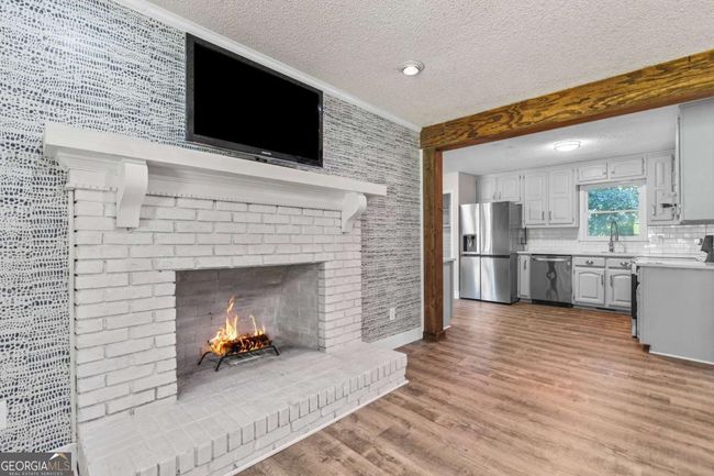 4617 Kingswood Dr, House other with 3 bedrooms, 2 bathrooms and 2 parking in Flowery Branch GA | Image 7
