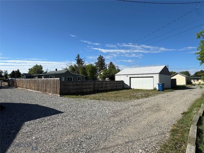 704 E 3 Rd Ave, House other with 3 bedrooms, 2 bathrooms and null parking in Big Timber MT | Image 4