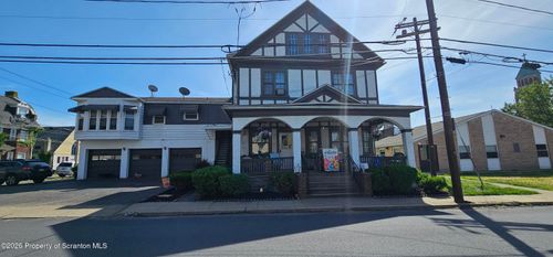 211 Grant St, Olyphant, PA, 18447-1496 | Card Image