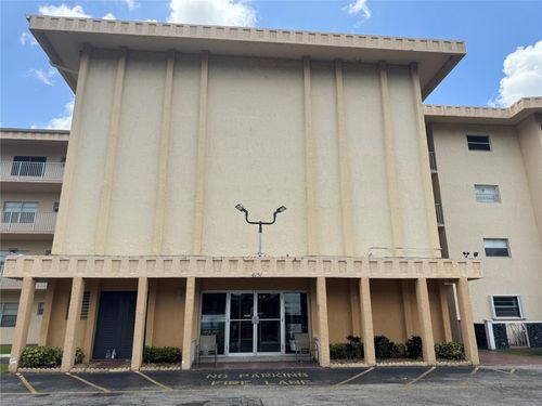apt-109-4151 Nw 41st St, Lauderdale Lakes, FL, 33319-4803 | Card Image