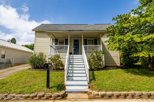 706 N C St, Lenoir City, TN, 37771-1608 | Card Image