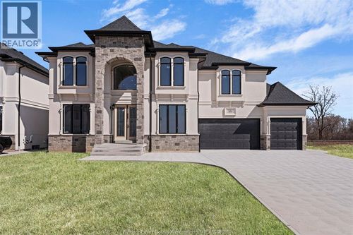 322 Benson Crt, Amherstburg, ON, N9V0G7 | Card Image