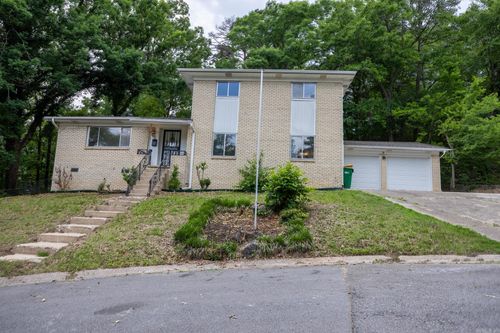 8 Brookridge Cv, Little Rock, AR, 72205-2224 | Card Image