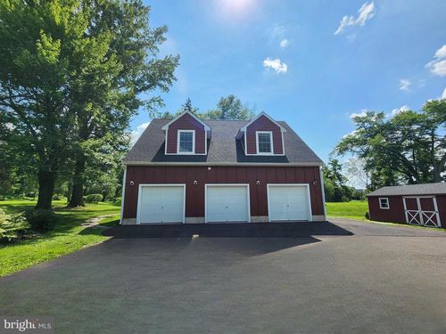 carriage-house-677 Durham Road, PINEVILLE, PA, 18946 | Card Image