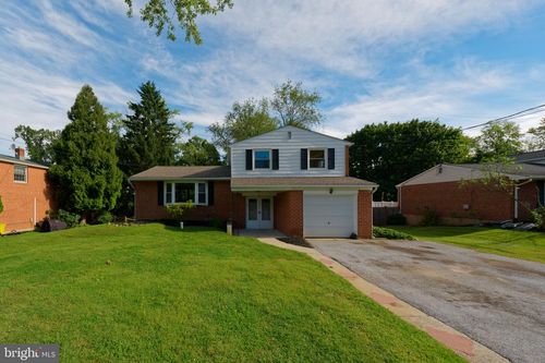 7 Doe Ln, MALVERN, PA, 19355-1615 | Card Image