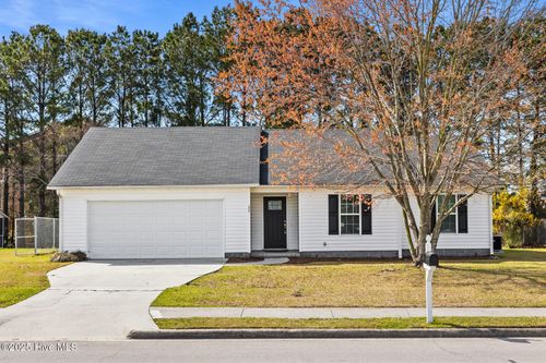 204 Commons Dr S, Jacksonville, NC, 28546-6101 | Card Image
