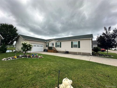 148 Pine Lakes Dr W, Lapeer, MI, 48446-4502 | Card Image