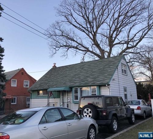 396 Union Ave, Rutherford, NJ, 07070-1440 | Card Image
