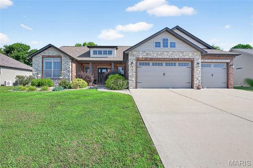 8035 Radcliffe Pl, Troy, IL, 62294-3646 | Card Image