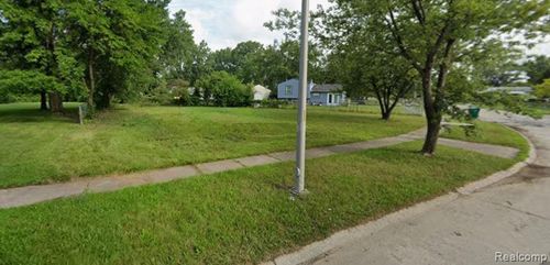 15350 Woodmont St, Romulus, MI, 48174-2940 | Card Image