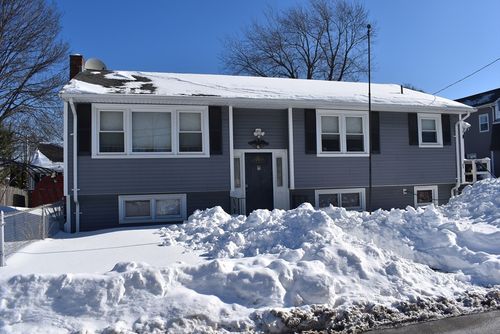 65 Winthrop St, Quincy, MA, 02169-3409 | Card Image