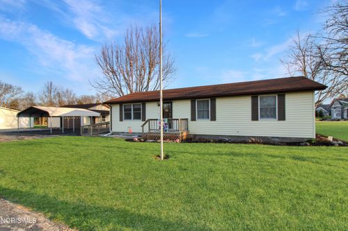 2029 Nw Catawba Rd, Port Clinton, OH, 43452-2924 | Card Image