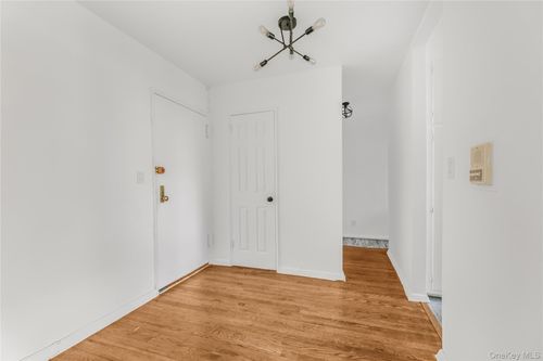 apt-6c-365 Bronx River Rd, Yonkers, NY, 10704-3424 | Card Image