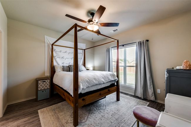 906 Chaparral Trl, Home with 3 bedrooms, 3 bathrooms and null parking in Midlothian TX | Image 18