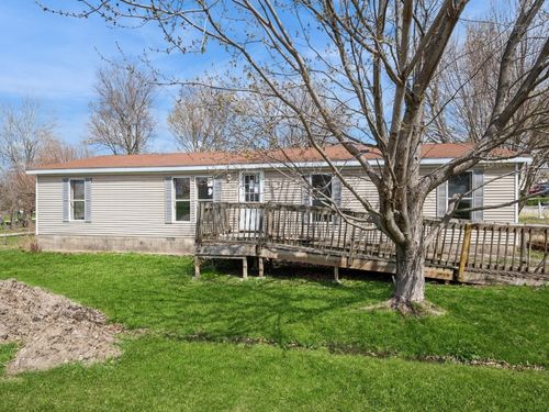 214 Main St, Elberon, IA, 52225-8719 | Card Image