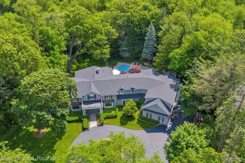 27200 Ovid Ct, Franklin, MI, 48025-1036 | Card Image