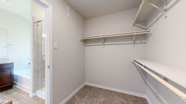 200 Creekfall Rd, House other with 4 bedrooms, 2 bathrooms and 2 parking in Burnet TX | Image 15