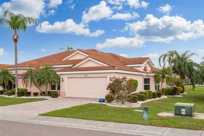 1714 S Pebble Beach Boulevard, House other with 2 bedrooms, 2 bathrooms and null parking in Sun City Center FL | Image 2