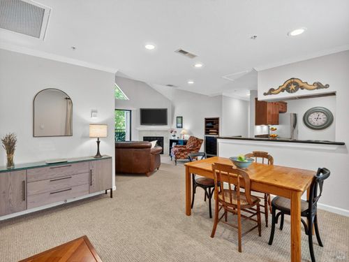 b-216 Foss Creek Cir, Healdsburg, CA, 95448-4294 | Card Image