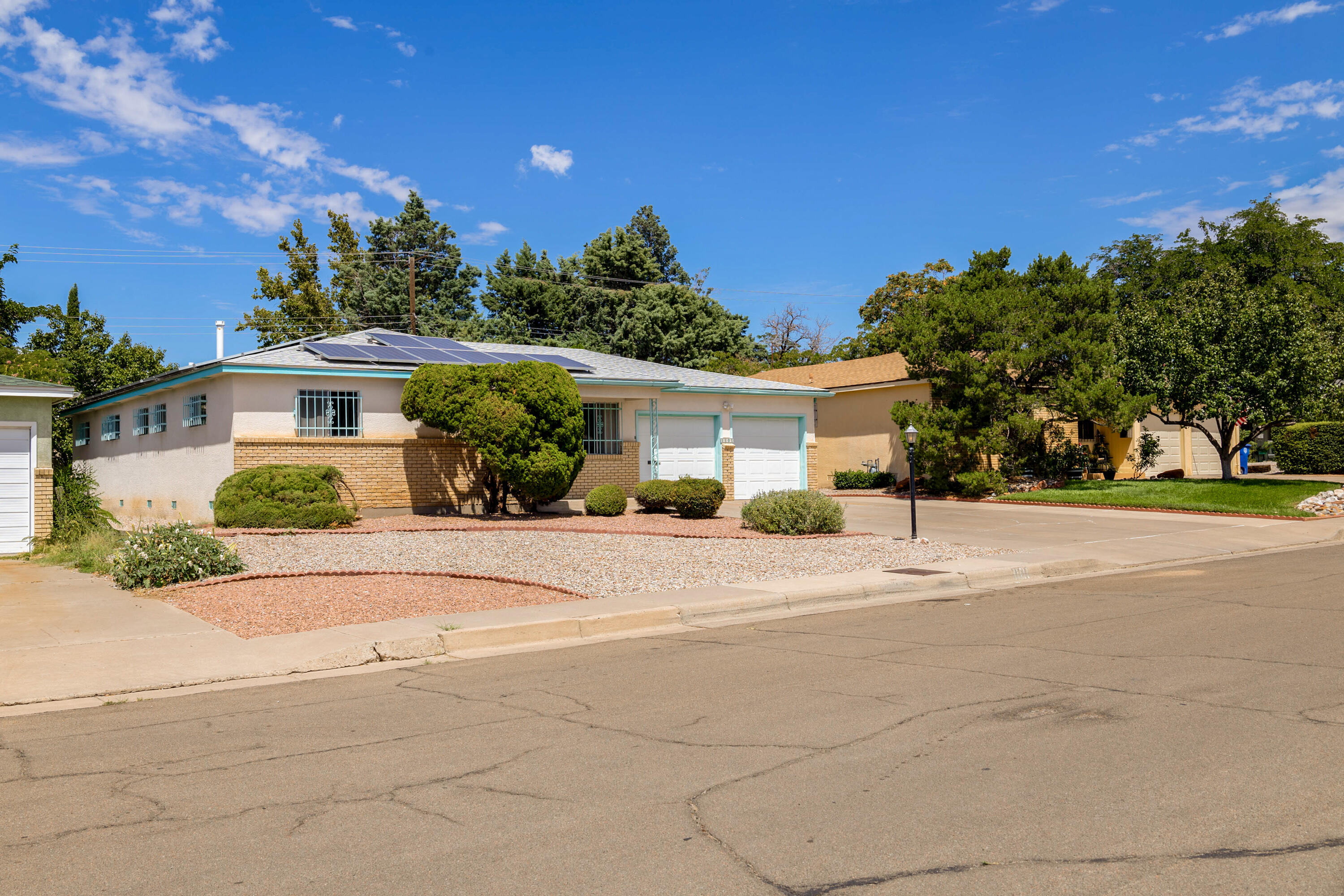 Glorieta St, Albuquerque, NM 87112
