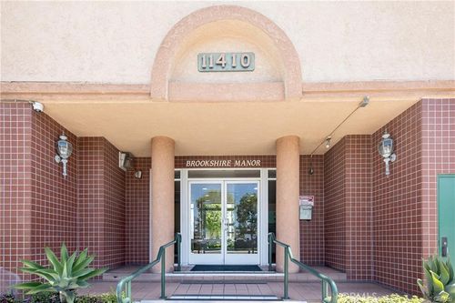 apt-117-11410 Brookshire Ave, Downey, CA, 90241-5011 | Card Image