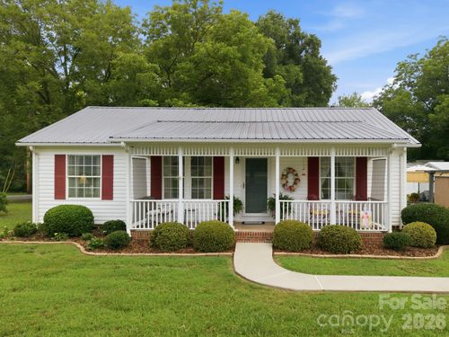 112 W 23rd St, Newton, NC, 28658-2838 | Card Image
