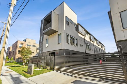 ste-101-2916 Hawthorne Ave, Dallas, TX, 75219-1224 | Card Image