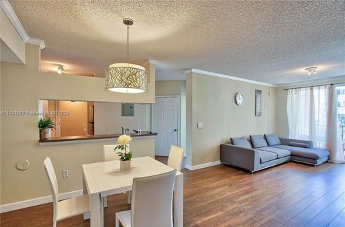 apt-4409-17145 N Bay Rd, Sunny Isles Beach, FL, 33160-3453 | Card Image