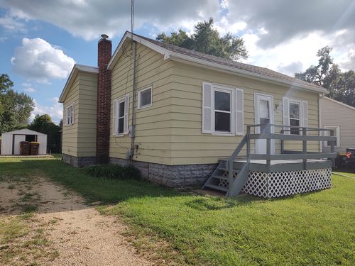 513 Church St, Belvidere, IL, 61008-3830 | Card Image