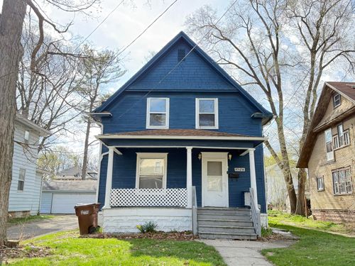 1028 Woodbridge St, Jackson, MI, 49203-3112 | Card Image