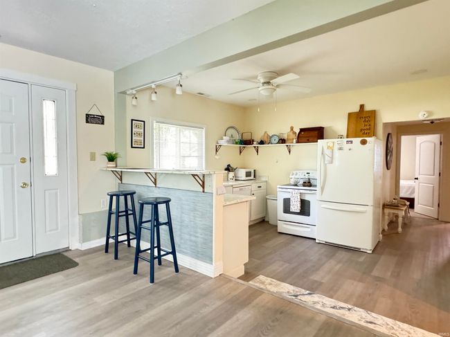 0731 S June Dr, House other with 3 bedrooms, 2 bathrooms and null parking in Cromwell IN | Image 6