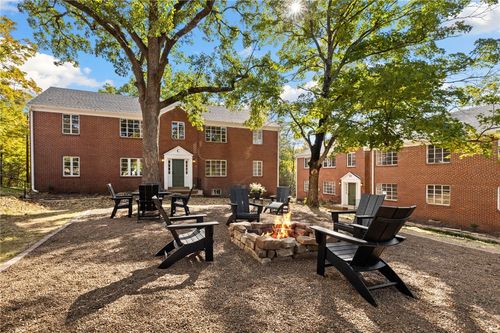 c1-15 Prospect Street, Fayetteville, AR, 72703 | Card Image