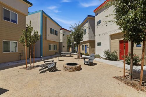 3131 W Street, Sacramento, CA, 95817 | Card Image