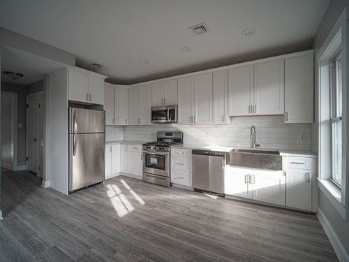 2-143 London St, Boston, MA, 02128-3035 | Card Image