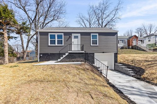 1519 Tanner Bridge Rd, Jefferson City, MO, 65101-2841 | Card Image