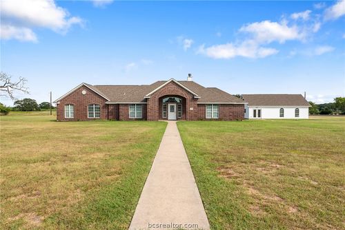 6100 Whitetail Ln, Bryan, TX, 77808-9073 | Card Image