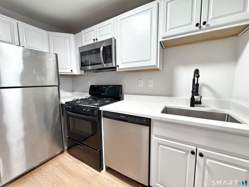 5-127-131 Harbor Ave, Norwalk, CT, 06850-4236 | Card Image