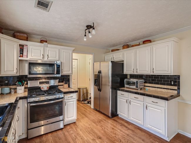5363 Forest Dr, House other with 4 bedrooms, 4 bathrooms and null parking in Loganville GA | Image 6