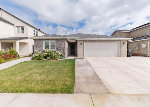 2214 W Glenn Avenue, Porterville, CA, 93257 | Card Image