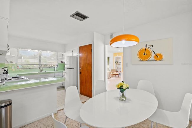 2473 Davis Blvd, House other with 3 bedrooms, 2 bathrooms and null parking in Sarasota FL | Image 20