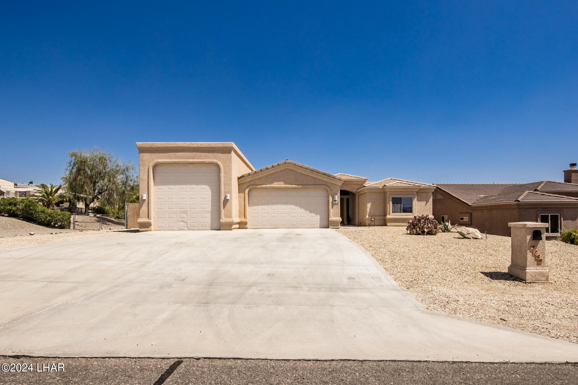 Challenger Dr, Lake Havasu City, AZ 86406