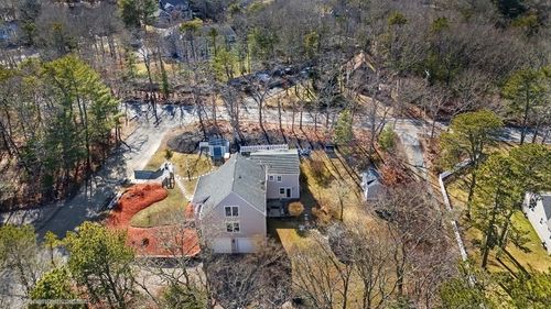 1 Katies Way, Sandwich, MA, 02563-2513 | Card Image