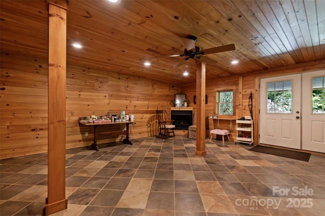 823 Turtle Creek Rd, House other with 3 bedrooms, 2 bathrooms and null parking in Sylva NC | Image 7