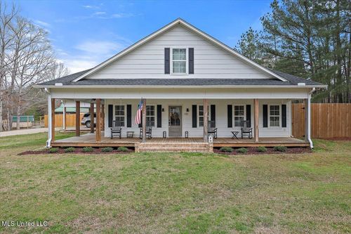 148 Stanton Hall Dr, Florence, MS, 39073-8802 | Card Image